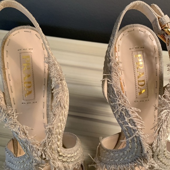 Prada Biege Knit Platform Sandals with buckle closure and cork platform - Picture 11 of 12